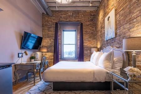 Hip Urban Loft - Small Town Charm -124 Lofts #3 West Dundee Zewnętrze zdjęcie